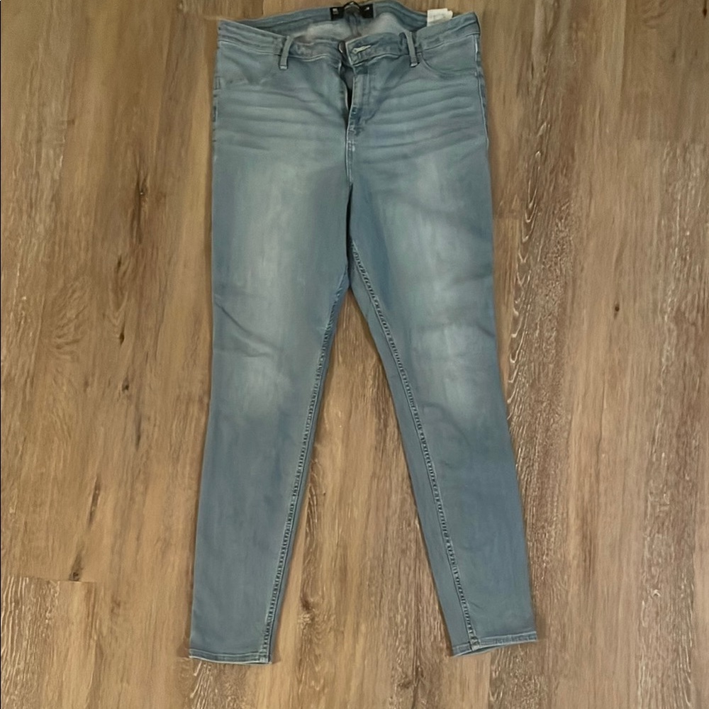 Hollister Women's Skinny Jeans in Light Blue